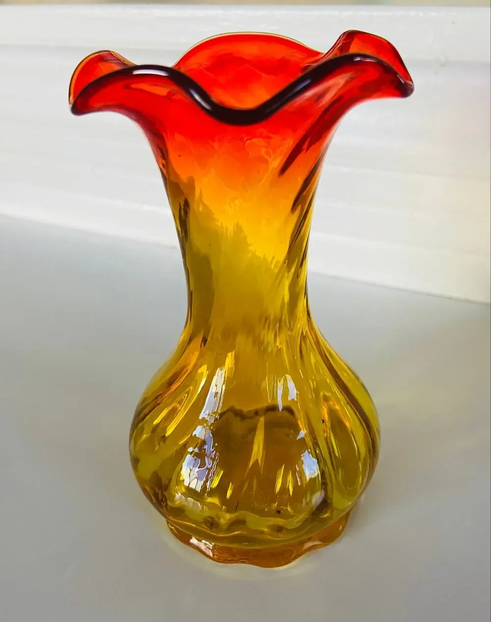 VINTAGE MCM Mid Century Amberina Yellow & Red Glass Ruffled Top Flower Bud Vase